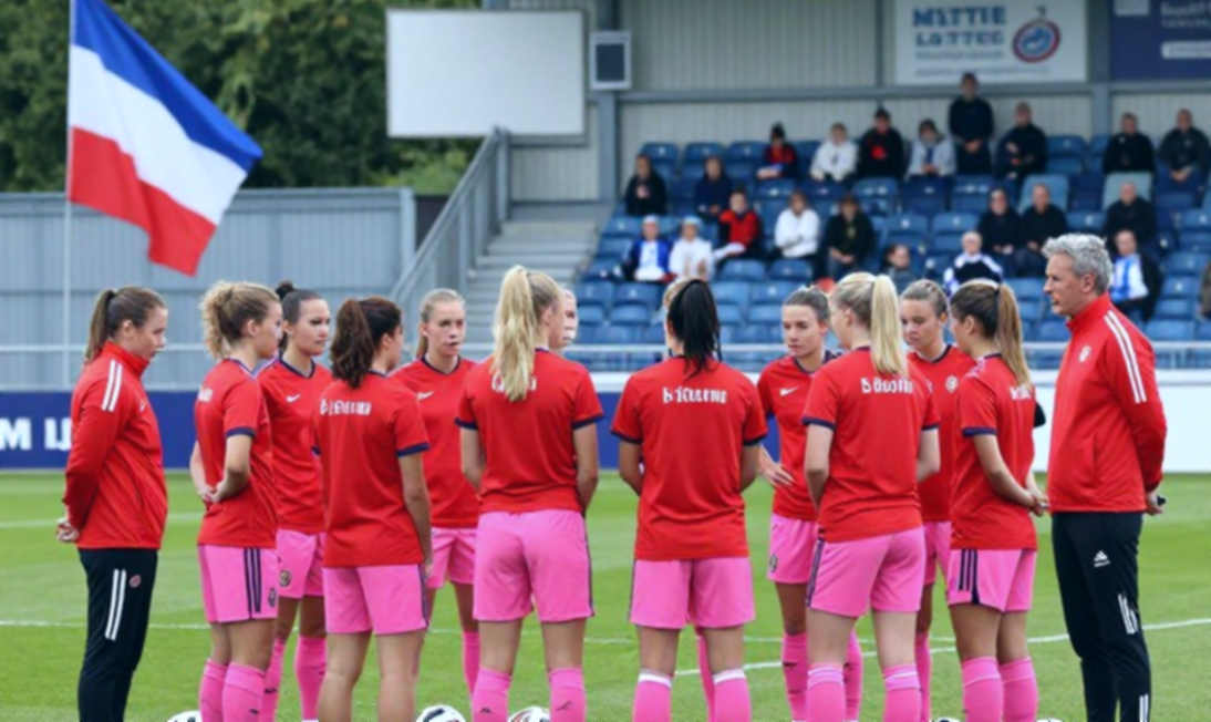 Scars and the Map of Rebirth: Mees Hilgers' Journey from Twente's Bench to the Heerenveen Crossroads Scars and the Map of Rebirth: Mees Hilgers' Journey from Twente's Bench to the Heerenveen Crossroads