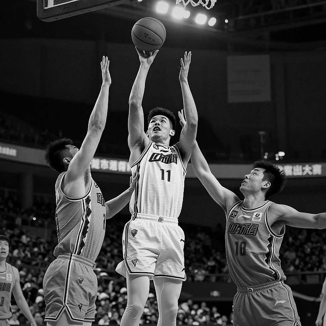 Palau Blaugrana, vòng một và cái tên bị bỏ quên