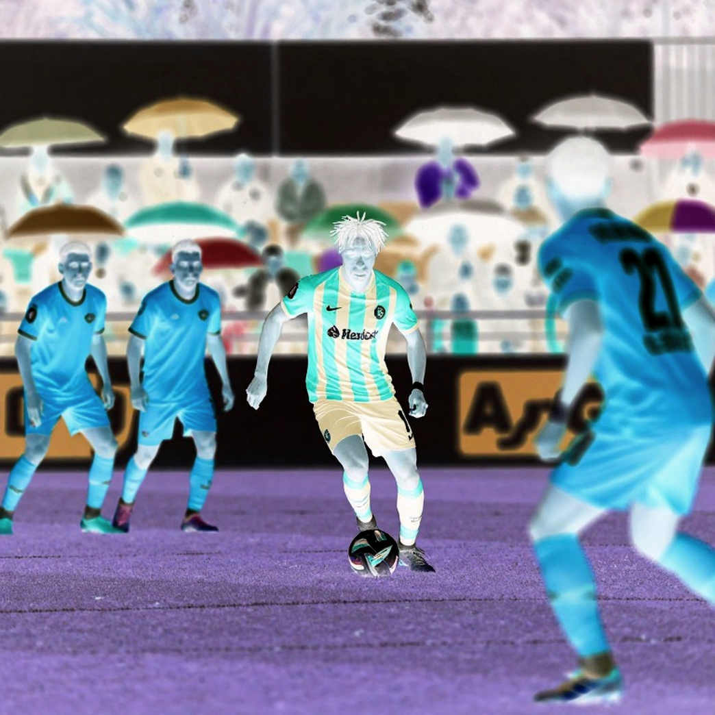 Hà Nội FC: 40 phút đóng cửa và những nụ cười không thật Hà Nội FC: 40 phút đóng cửa và những nụ cười không thật