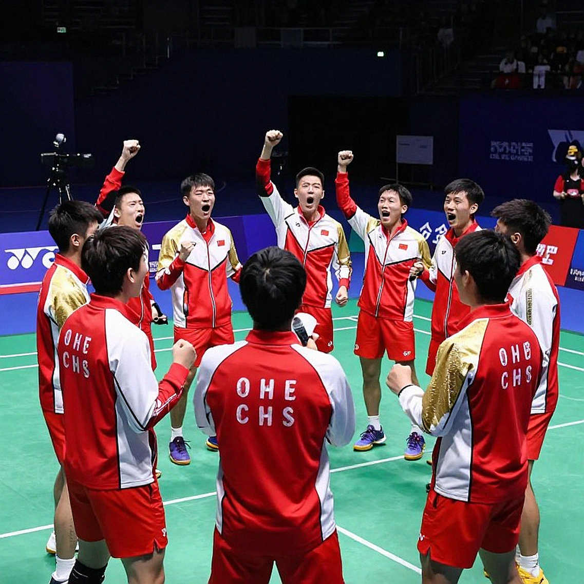PV Sindhu dừng bước tại tứ kết Asian Games 2026: Khởi đầu rực rỡ không đủ trước Chen Yufei