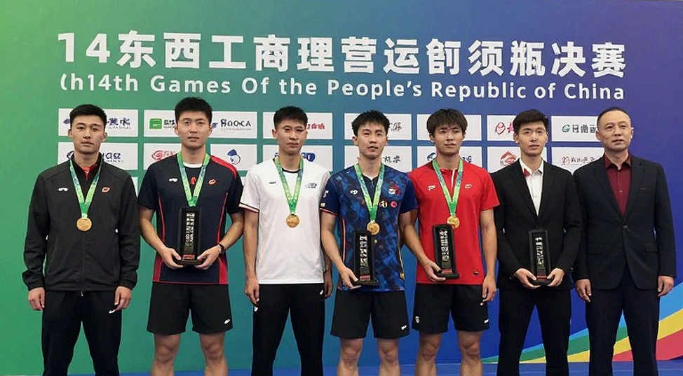 Á vận hội 2026: Đương kim vô địch cầu lông nam gục ngã ở vòng một — và vì sao vết nứt thật lại nằm ở nơi khác