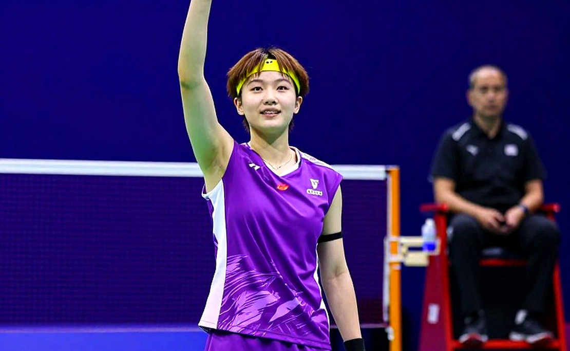 Ashmita Chaliha và câu hỏi về tiêu chuẩn kép của BWF: Khi sân cầu lông mù mịt khói