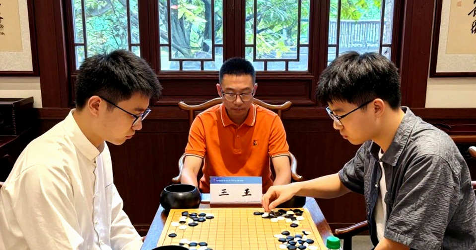 Vietnamese Chess in a Major Tournament Cycle: Reading the Gap Through Structure, Not Inspiration Vietnamese Chess in a Major Tournament Cycle: Reading the Gap Through Structure, Not Inspiration