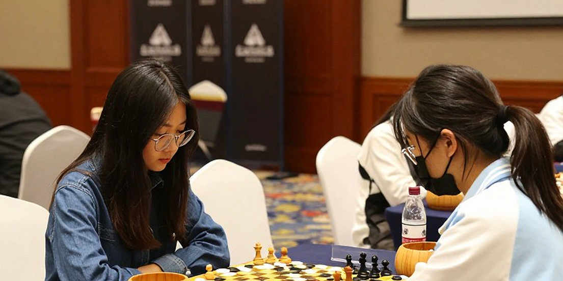 GCL 2026: Nepomniachtchi Gives Carlsen a Scare Before Getting Past Sindarov on the Clock GCL 2026: Nepomniachtchi Gives Carlsen a Scare Before Getting Past Sindarov on the Clock
